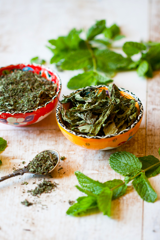 How to Dry Mint Leaves AZ Cookbook jpg (680x1020)