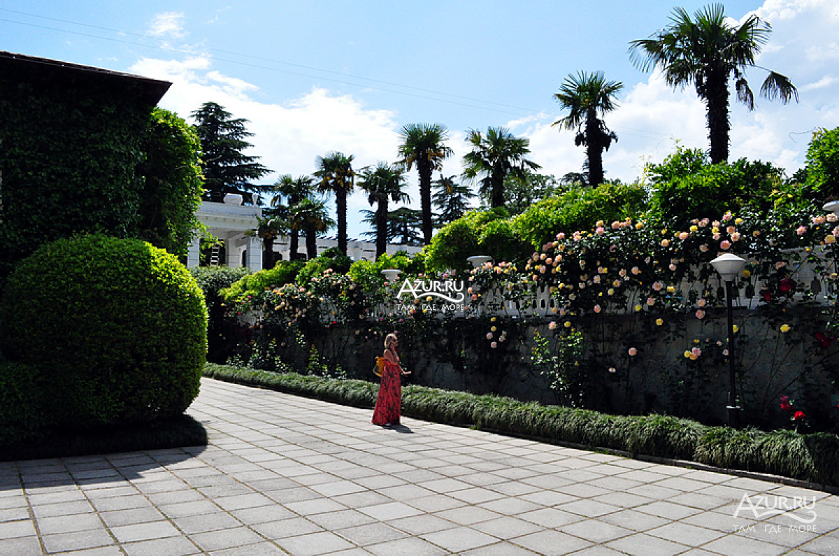 Участники экскурсии в сопровождении научного сотрудника пройдут по интереснейшему маршруту, познакомятся с историей создания сада. Ekskursiya V Nikitskij Botanicheskij Sad Iz Sevastopolya