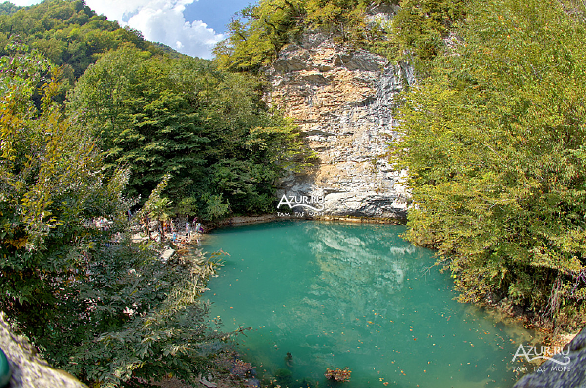 В 2021 году цены на прогулки с гидом от 850 ₽, смотрите расписание туров и заказывайте билеты онлайн. Ekskursiya Na Ozero Rica Iz Gagry