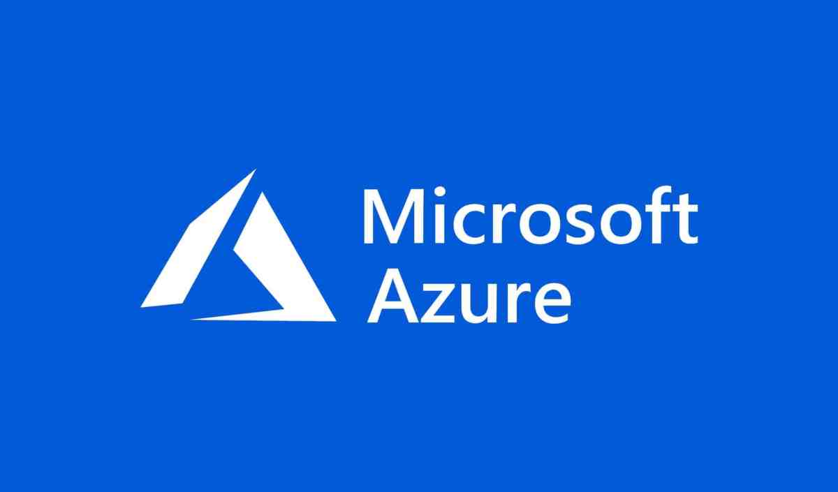 Comparison of AWS and Azure cloud platforms showing services, global regions, and architecture