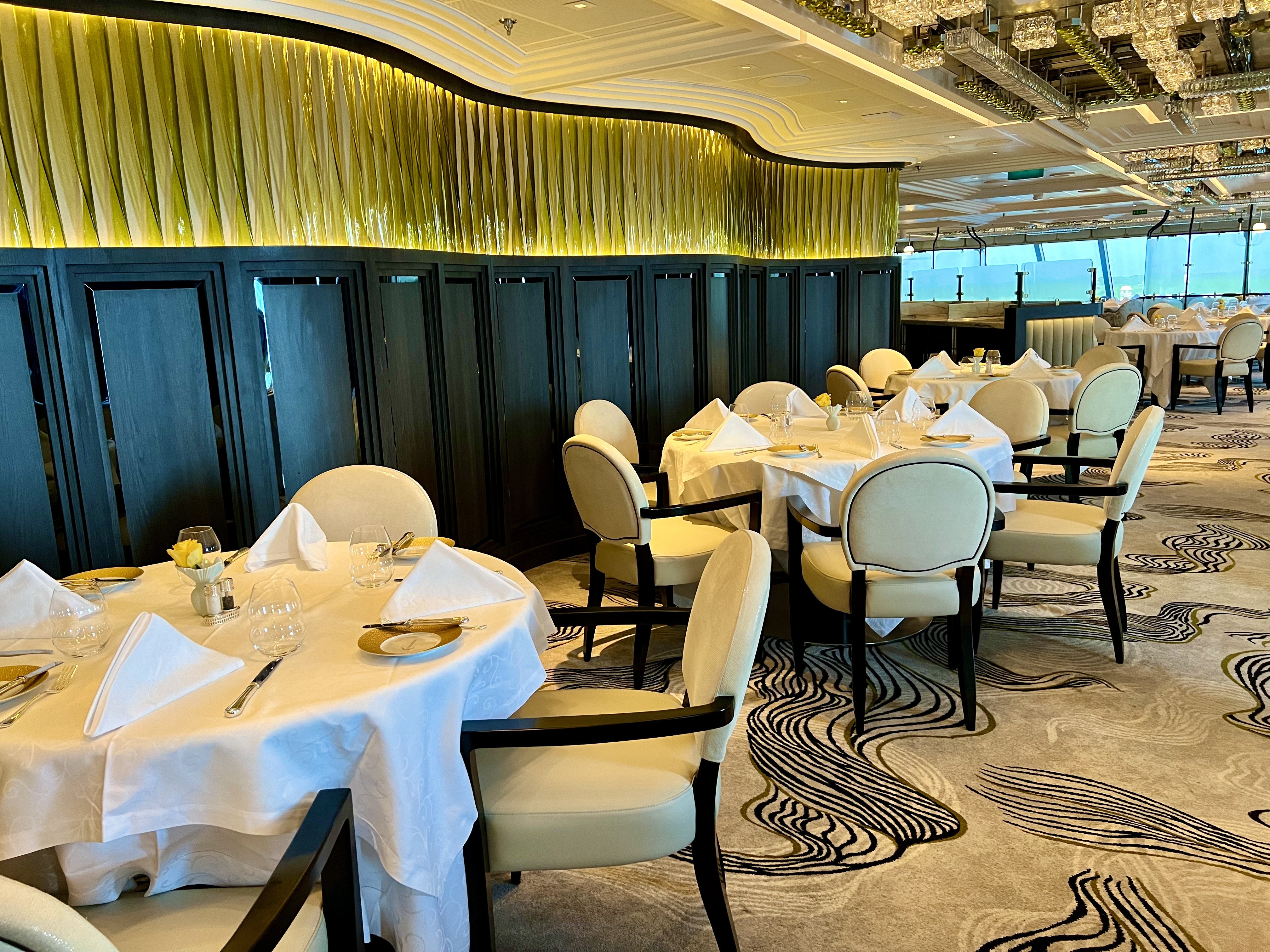 chartreuse French bistro on the seven seas grandeur