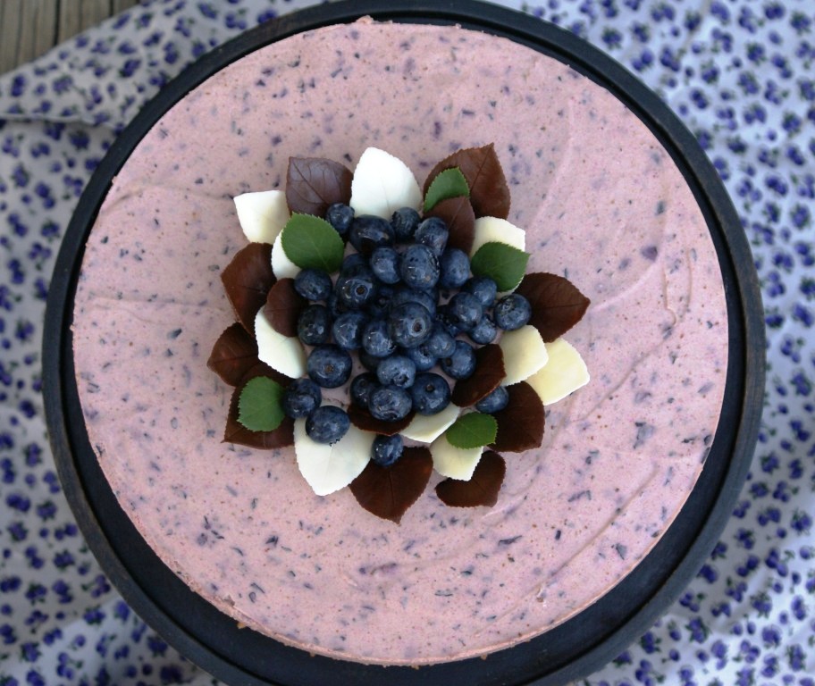 Blueberry-yogurt cake