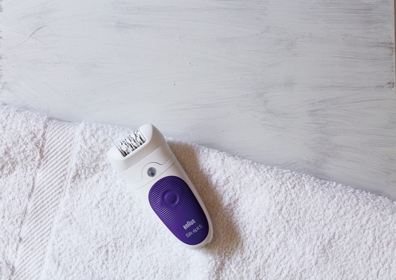 Why The Epilator Is A Great Tool For Men Bald Handsome Man
