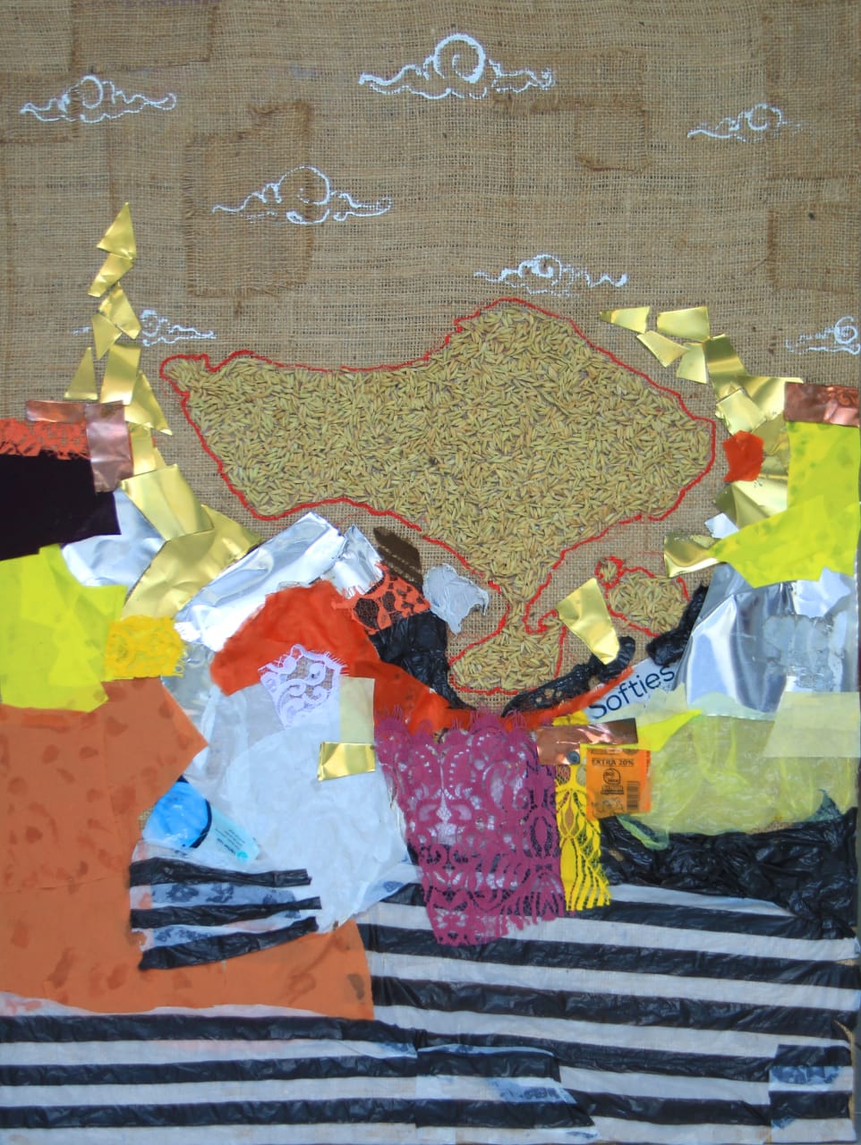 Tempat untuk menggantungkan lukisan saat pameran . Respon Galang Kangin Di Isu Tani Saat Pandemi Balebengong