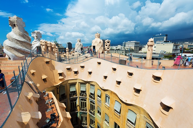 Las mejores ofertas de pisos en alquiler en barcelona. La Pedrera Barcelona: CÃ³mo llegar, tickets y horarios