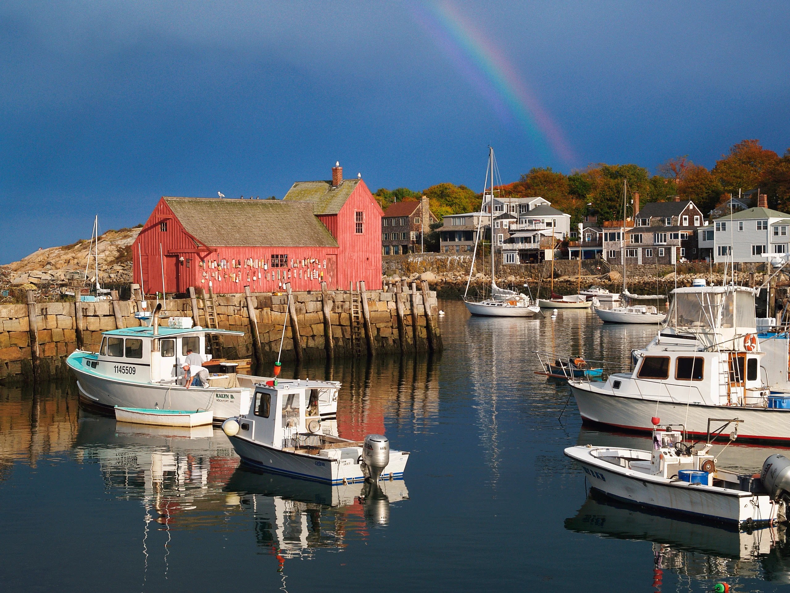 When you visit, be sure to budget time to see the top 8 attractions (with a map). 34 Things To See And Do While Driving Up The New England Coast