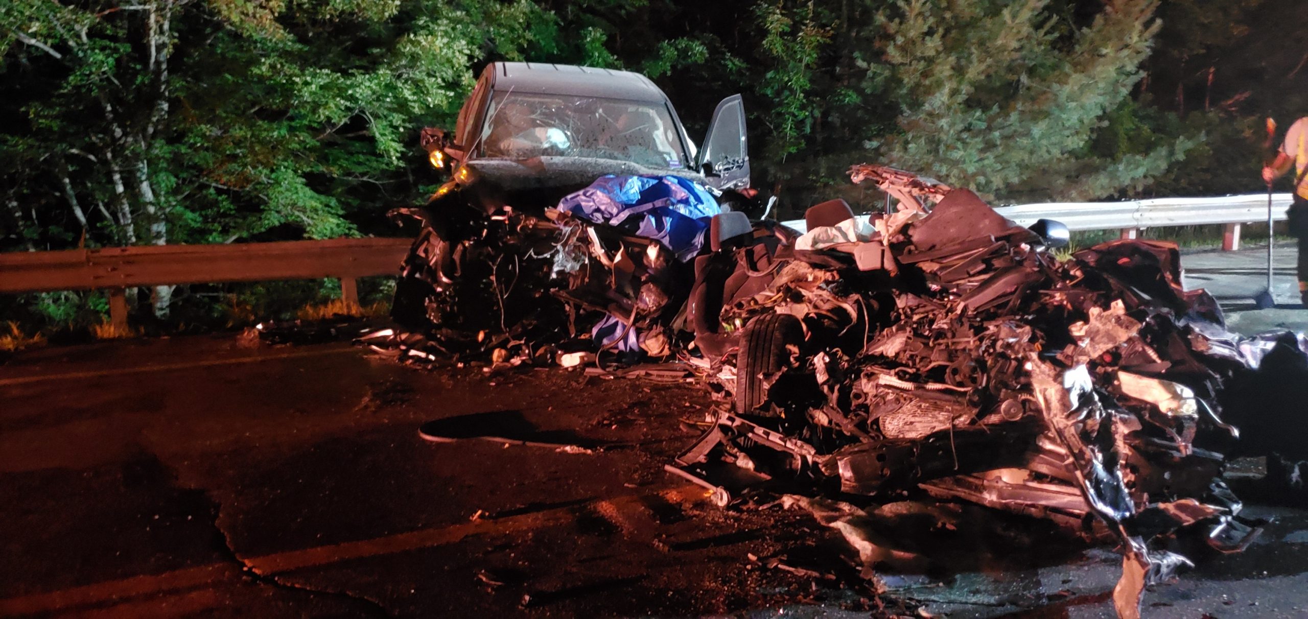 Grand rapids rcmp are investigating a fatal single vehicle collision. Two People Die In Head On Collision In Lincoln County