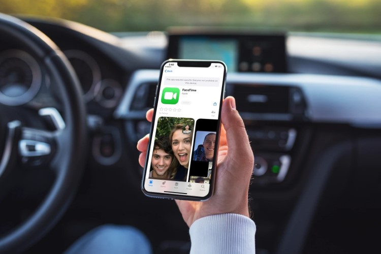 If all you have are quarantine boredom and a smartphone, everything looks like an adventure. FaceTime App Requires Specific Features Error - Explained