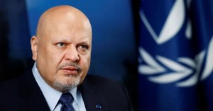 تعديل آلية التصويت على عزل كريم خان يثير جدلاً داخل الجنائية الدولية وسط انتقادات قانونية