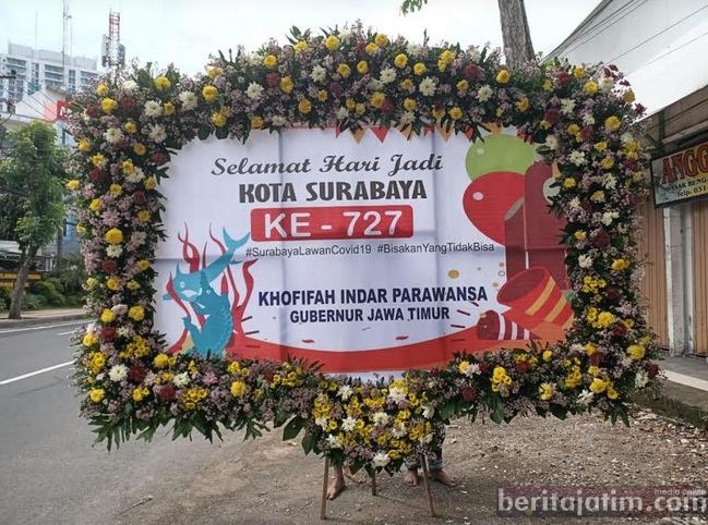 Bunga atau kembang (kata serapan dari bahasa jawa: Sosiolog: Ucapan Selamat Khofifah-Emil Dardak untuk HUT ke