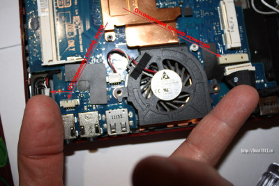 Fix laptop 10 small Как вставить шлейф клавиатуры в ноутбуке