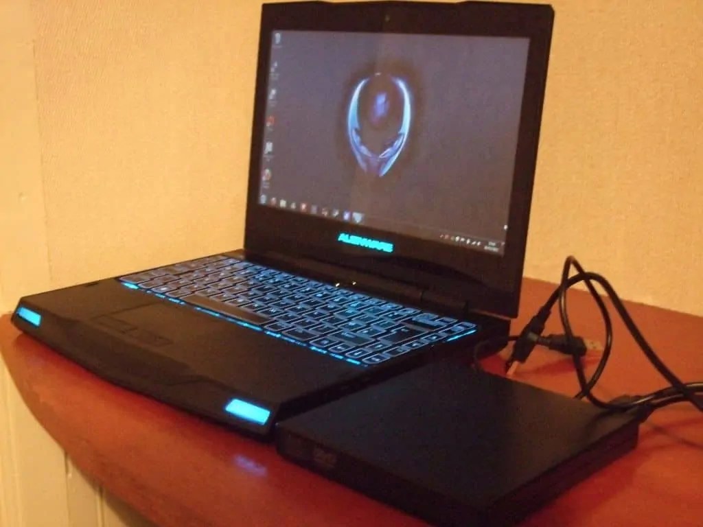 Biareview.com - Alienware M11x R3