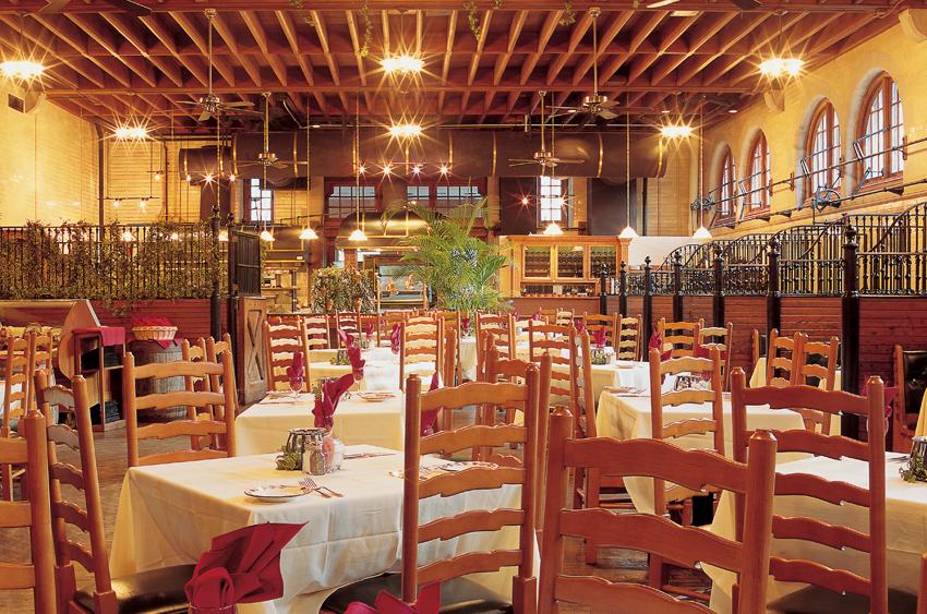 Have dinner of rack of lamb with mushroom cream in this beautiful courtyard setting. Stable CafÃ© | Biltmore