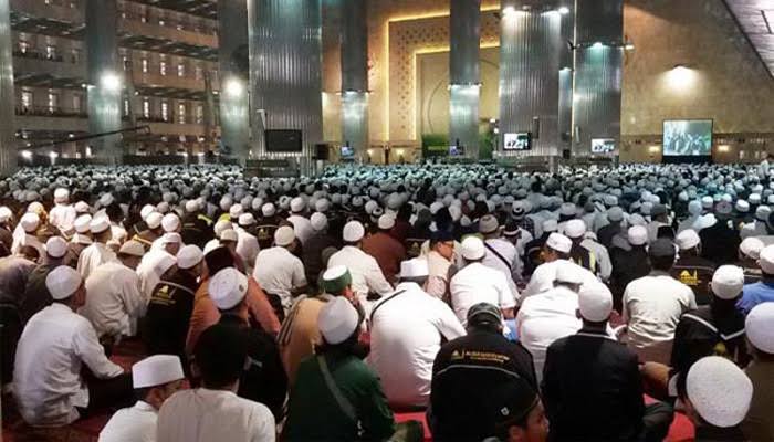 Hukum Merayakan Peristiwa Isra Mi’raj dalam Islam | Bincang Syariah