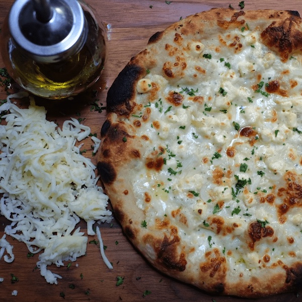 Quattro Formaggi Pizza