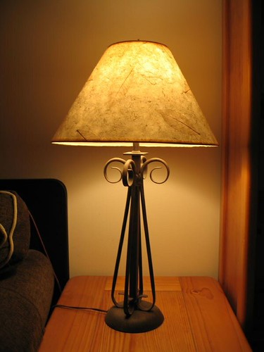 Give one room or an entire home a perfectly coordinated look with the best table and floor lamp sets. MATCHING FLOOR AND TABLE LAMPS : MATCHING FLOOR AND