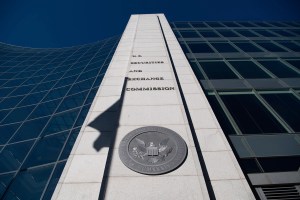A Turning Point For Crypto? Ex-SEC Officials To Testify Vs Regulator In ‘Dazed’ Hearing