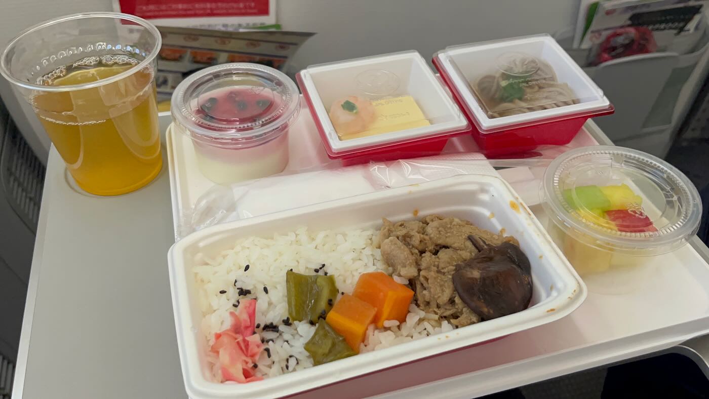 飛行紀錄 日本航空 JL96 最熟悉的路線 - 一口冒險 Bitesized Adventure 飛行紀錄 日本航空 JL96 最熟悉的路線 - 一口冒險 Bitesized Adventure