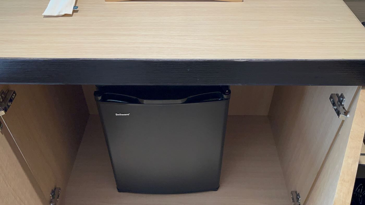 高雄住宿 巨蛋旅店 Hotel R14|竹風客房一大床|蓋婭餐廳素食早餐 巨蛋站前一分鐘 日式簡約風格旅館推薦 - 一口冒險 Bitesized Adventure 高雄住宿 巨蛋旅店 Hotel R14|竹風客房一大床|蓋婭餐廳素食早餐 巨蛋站前一分鐘 日式簡約風格旅館推薦 - 一口冒險 Bitesized Adventure