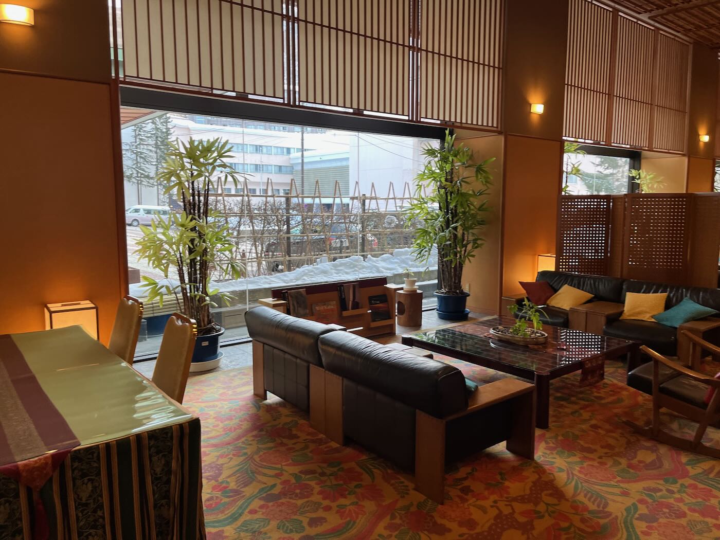 北海道住宿 定山溪 花楓葉 Hana Momiji 花もみじ溫泉旅館一泊二食 離札幌最近的溫泉鄉 - 一口冒險 Bitesized Adventure