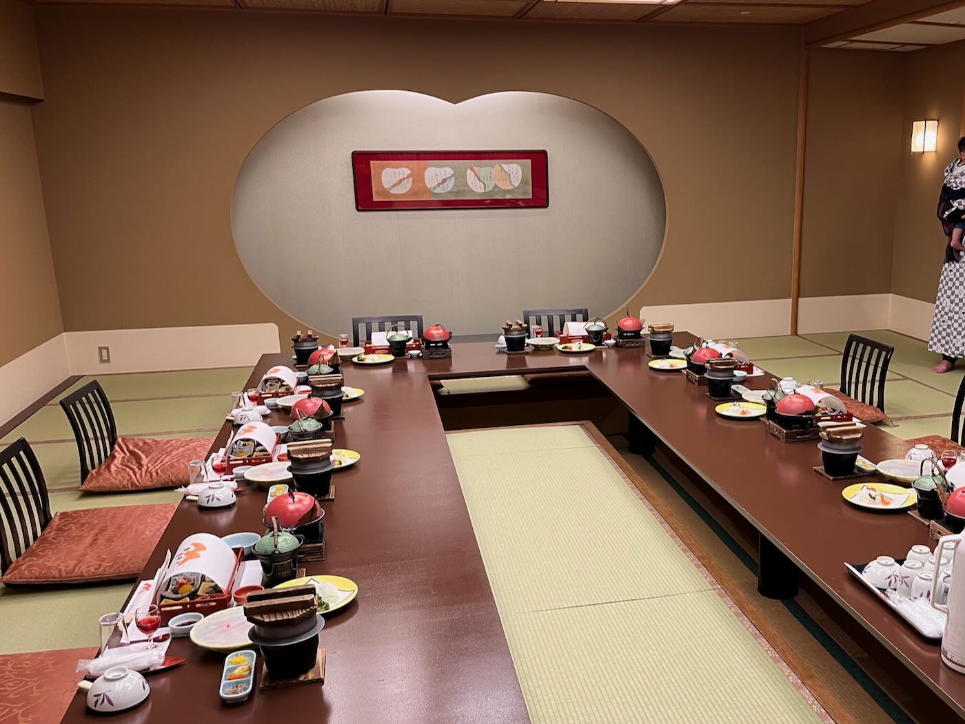 北海道住宿 定山溪 花楓葉 Hana Momiji 花もみじ溫泉旅館一泊二食 離札幌最近的溫泉鄉 - 一口冒險 Bitesized Adventure
