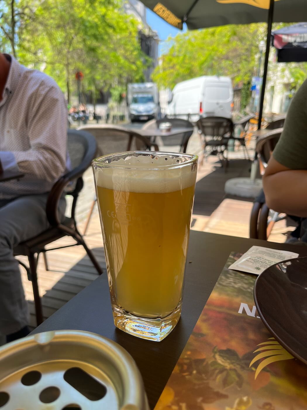 布魯塞爾美食 超美味淡菜鍋 Grimbergen Bruxelles Cafe - 一口冒險 Bitesized Adventure 布魯塞爾美食 超美味淡菜鍋 Grimbergen Bruxelles Cafe - 一口冒險 Bitesized Adventure