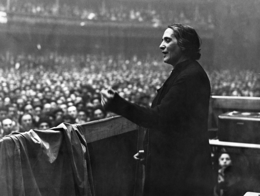 Photo of Dolores Ibárruri aka ‘La Pasionaria’ giving a speech.