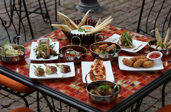 Stuck for inspiration on where to eat? Local Barcelona Foodie Guide What To Do In Barcelona