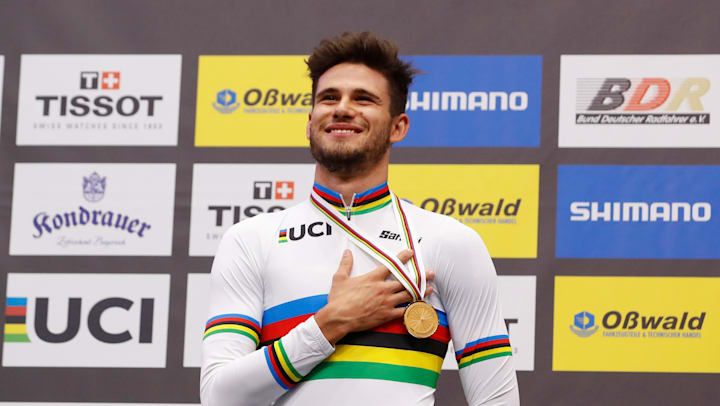 Ciclismo: Filippo Ganna si conferma campione del mondo a cronometro.