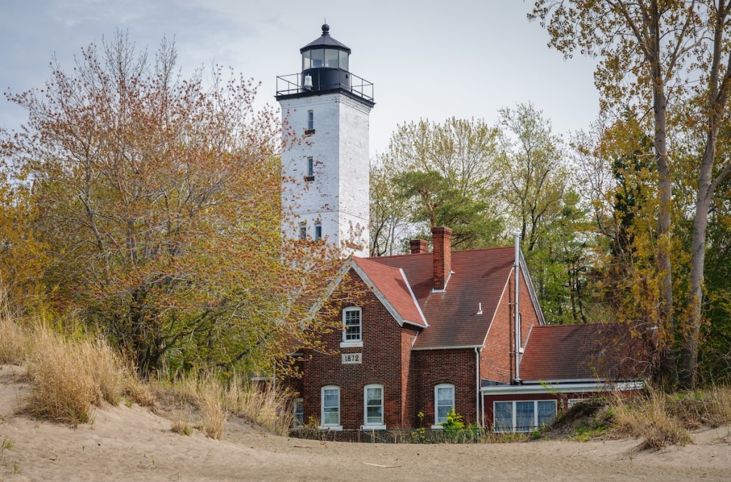 Hamot Village: Presque Isle State Park lighthouse