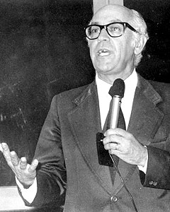 A família do professor dalmo de abreu dallari comunica seu falecimento, ocorrido na data de . Existe O Petismo Dalmo De Abreu Dallari Blog Do Tarso