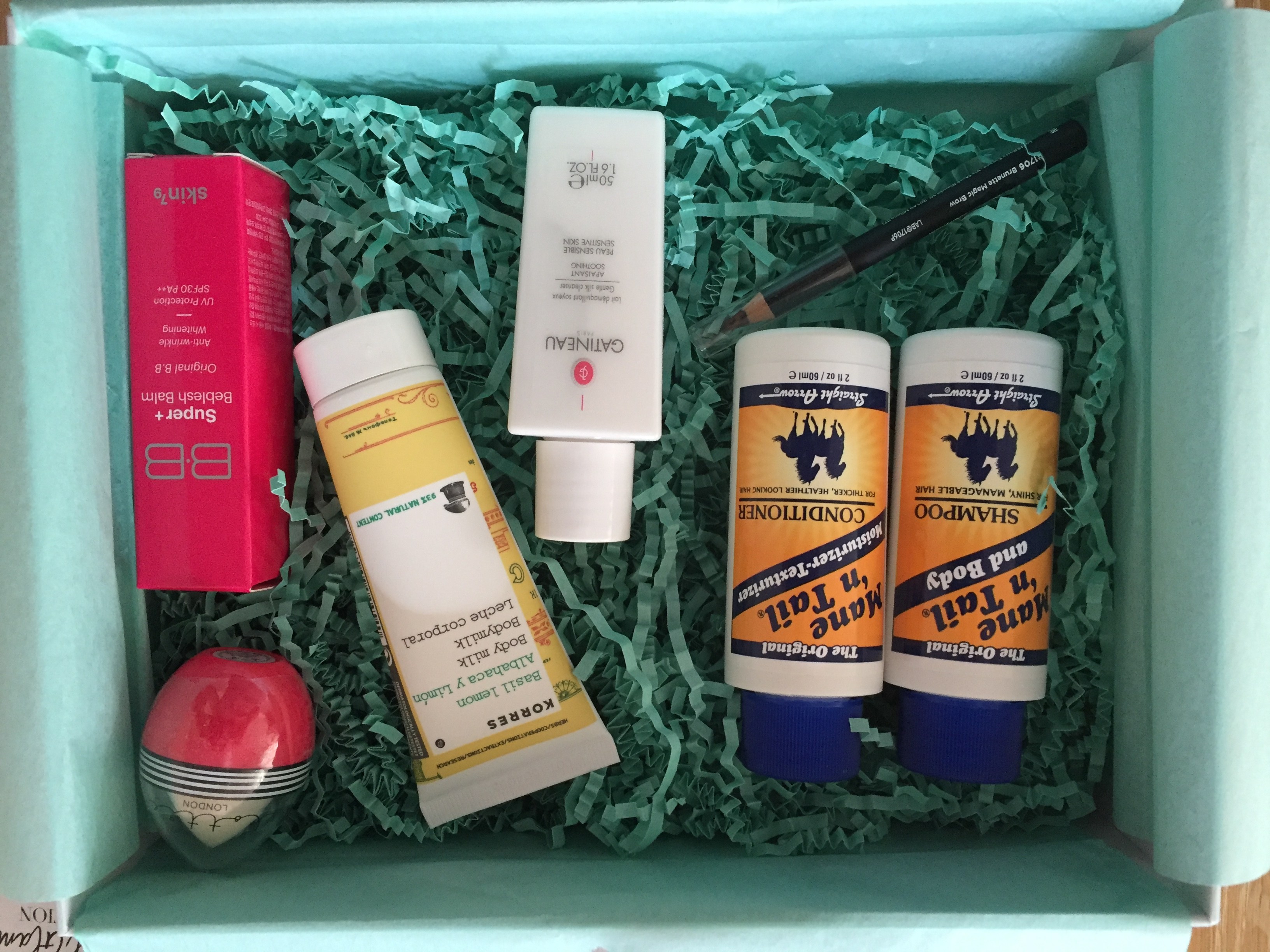 global-glamour-august-box-look-fantastic