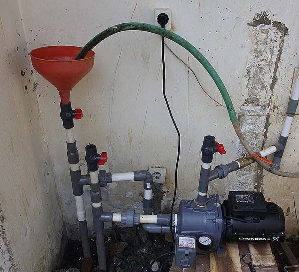 Pembahasan kali ini adalah cara memasang pompa air supaya hasil. 3 Cara Memancing Pompa Air Paling Mudah Dan Efektif