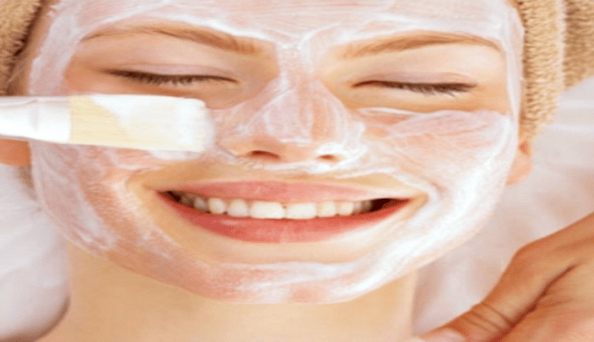 Membersihkan plak gigi · 2. Ini Dia Manfaat Baking Soda Bagi Kulit Boombastis