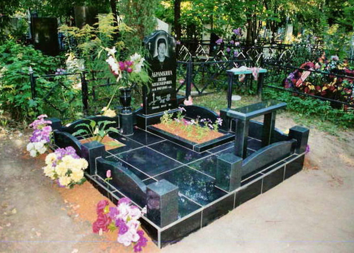 Образцы оформления могилы на кладбище