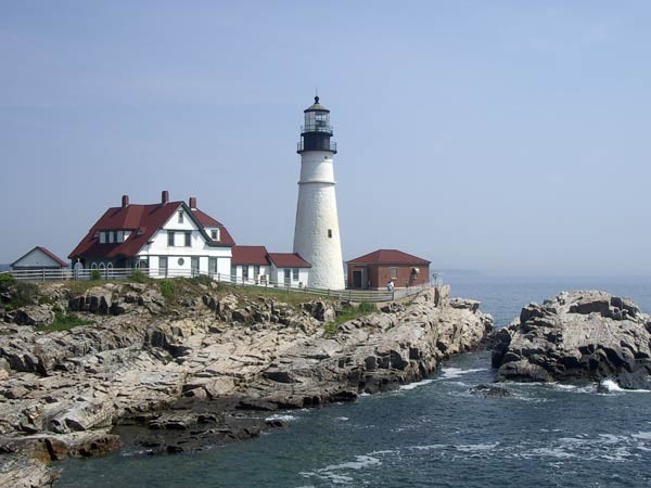 Whether you're living in a loft apartment in new york or a mobile home in california, when space is at a premium, a murphy bed makes a lot of sense. Maine Lighthouses Near Freeport - Brewster House Bed