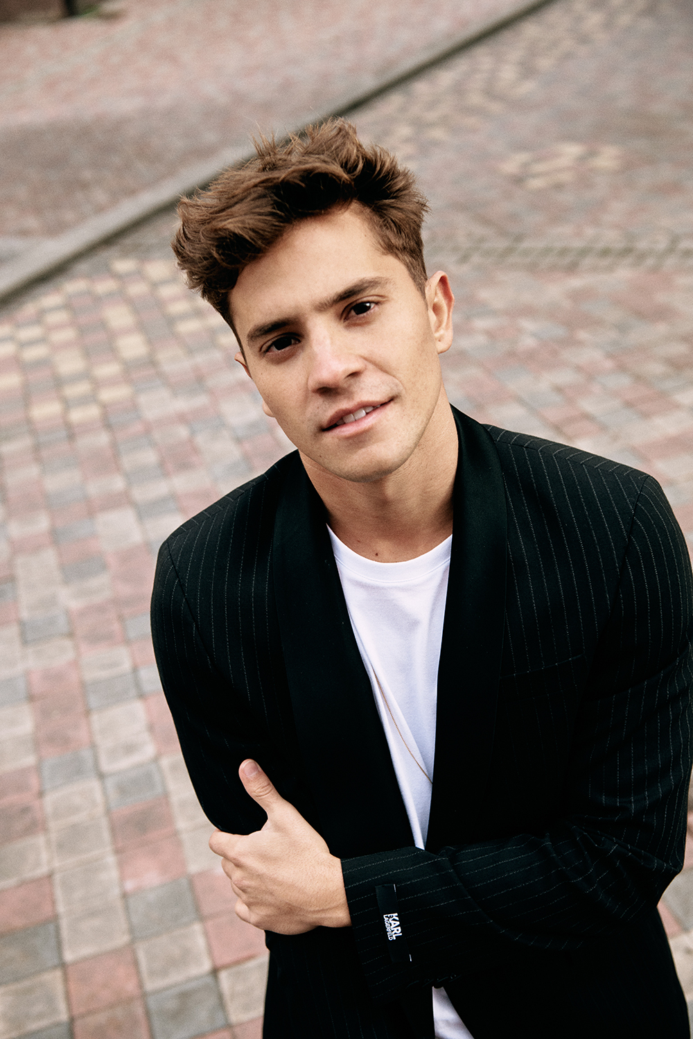 He is known for playing rafael smor in juacas and portrays luan in the second season of bia. Andre Lamoglia Bruna Brandao