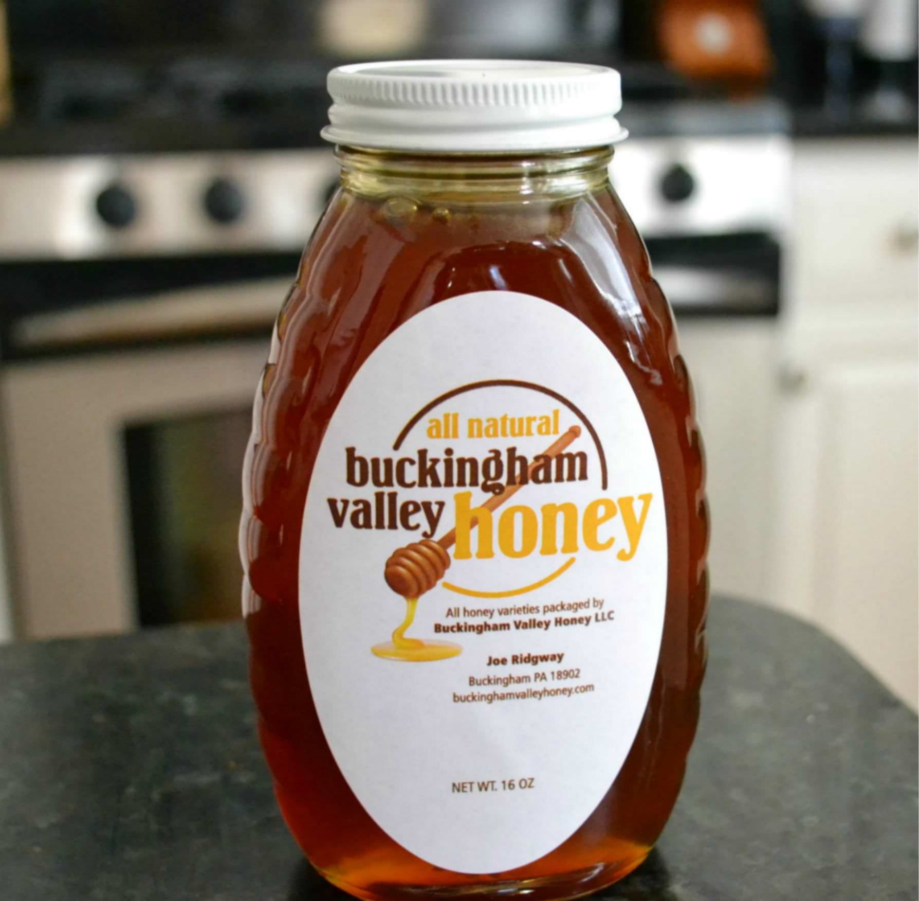 Recipes for the season Strawberry and spinach salad with goat cheese