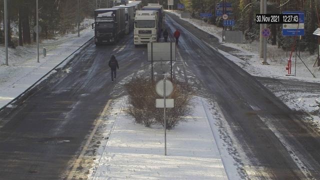 Šuniškos politikos pasekmė: Į Lietuvą iš Baltarusijos negali įvažiuoti apie 2500 vilkikų