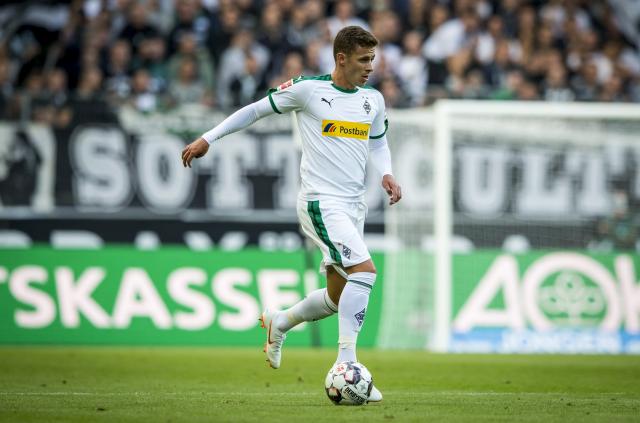 Thorgan hazard bersiap meninggalkan borussia monchengladbach pada bursa . Official Dortmund Sign Thorgan Hazard