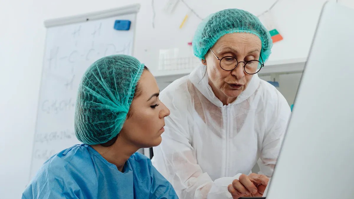 How Does a Taped Seams Trauma Gown Physically Stop Fluids?