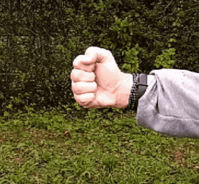 Joaquin Phoenix Gladiator Thumbs Down Gif : Thumb Down Thumbs Down Gif Thumb Down Thumbs Down Thumb Discover Share Gifs