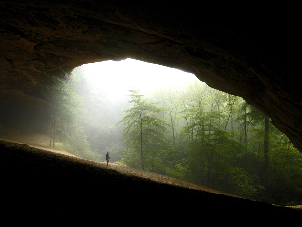 Use the mouse scroll wheel to zoom the map. Solitary | Sand Cave in Cumberland Gap National Park, and a â¦ | Flickr
