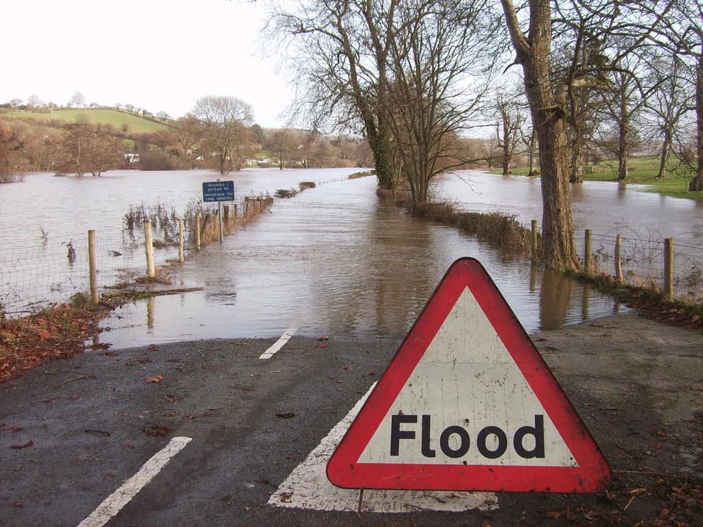 There is currently a flash flood warning for hartford and. flood - Road Closed | Road Closed. Wales. | Morien Jones | Flickr