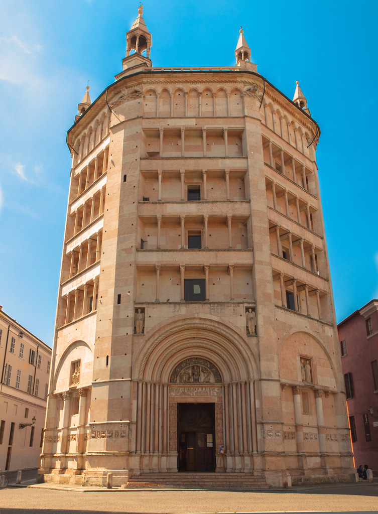 We will have something new shortly, stand by! Battistero di Parma | Battistero di Parma Designed by