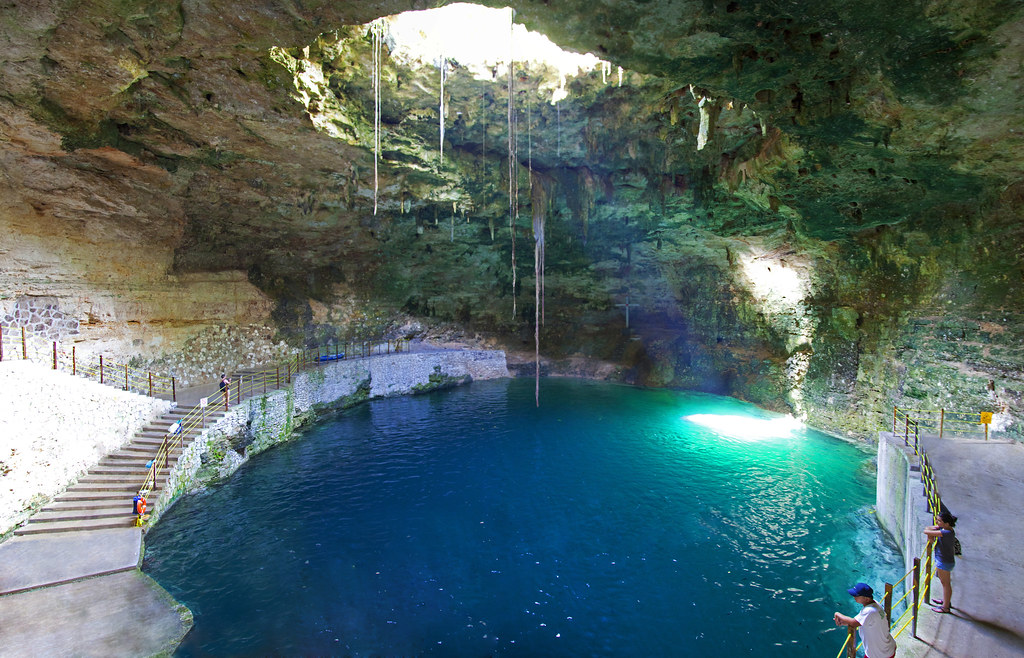 It's a fun learning tool for kids studying geography, and it has a variety of functions that enable creativity in how it's used. Hubiku Cenote (MÃ©rida - Mexico) | Un cenote es una dolina inâ¦ | Flickr