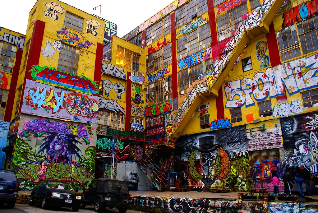 10,287 135 want to escape into the woods for a while? Long Island City Graffiti Building aka Five Pointz. | Flickr