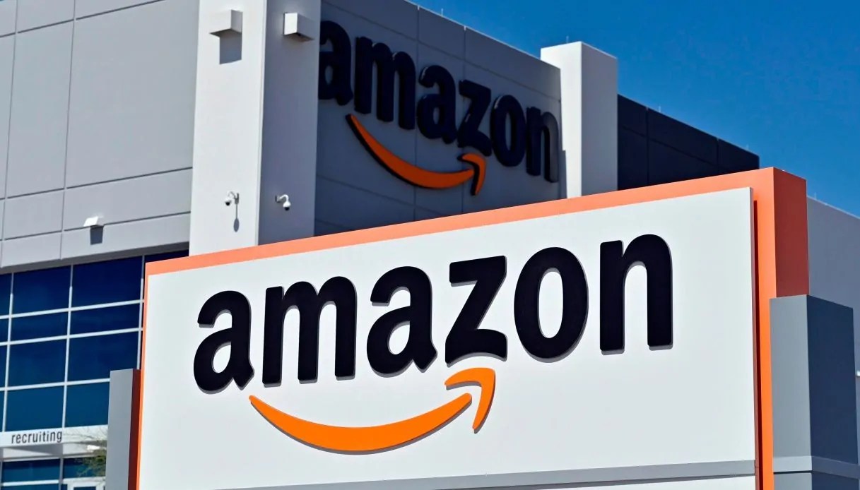 Latina, Nuovi Posti Di Lavoro Con Amazon: Cercasi 20 Magazzinieri E 60 Autisti 694_x_1217_jpg