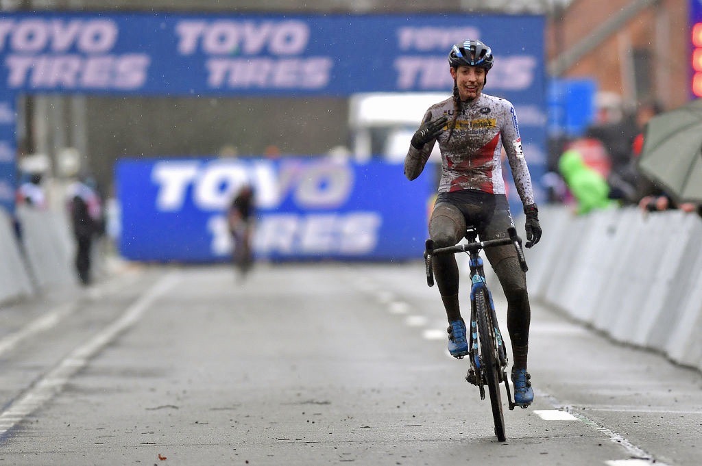 Wout van Aert and Lucinda Brand Crowned 