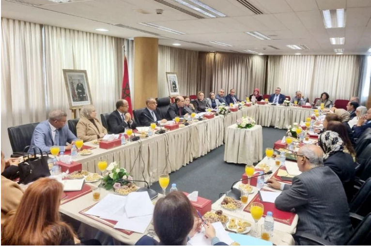 رئيس النيابة العامة يجتمع بمسؤولي المحاكم التجارية لتعزيز حماية الاستثمار والنظام الاقتصادي